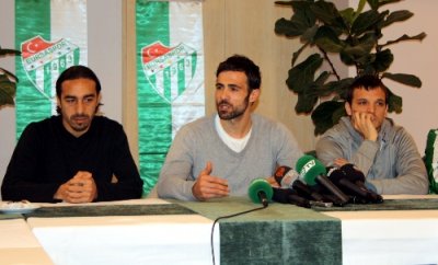 Bursaspor'un kaptanlarından taraftara çağrı: Yanımızda olun