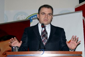 Önder Matlı: Karacabey'de belediyecilik konusunda iş kazası yaşadık