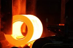 Çelik ihracatı 2 ayda 2,4 milyar dolara ulaştı.