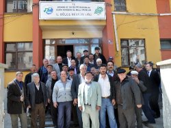 Tarım arazisini ormana çeviren köylü ağaç istiyor