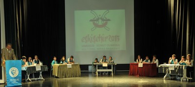 İlk Sorusu Vali Dr. Koçdemir’den