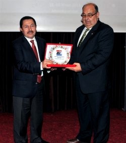 Vali Balkanlıoğlu: Üretici birlikleri güçlenirse Afyonkarahisar ette bir numara olur