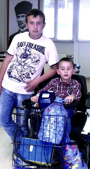 Miniklerin kapak kampanyası sürüyor