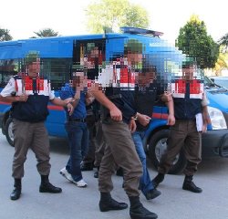 Fidyecilere adliyeye çıkarıldı.