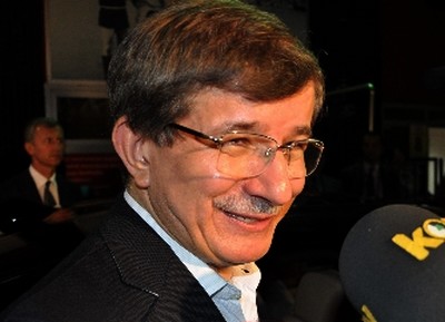 Davutoğlu: Konyaspor’u tebrik ediyorum