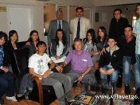 Çanakkale'den dönen öğrenciler, Kütahya Emniyet Müdürlüğü'ne teşekkür ziyareti gerçekleştirdi.