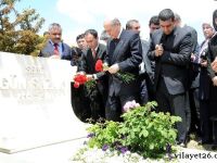 Gün Sazak anıldı