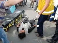 Afyonkarahisar'da kadınlar kameraların önünde kavga etti.