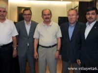 AK Parti, DSP'li belediye ile hastane yapacak