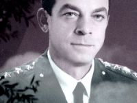 Albay Çetin Köşker, beylik silahı ile başına ateş ederek intihar etti.