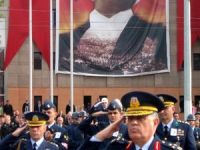 Atatürk, ebediyete intikalinin 72. yılında Eskişehir'de düzenlenen törenlerle anıldı.