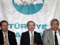 Abdüllatif Şener: Torba Yasası, çalışanların hakkını gasp ediyor