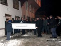 Afyonkarahisar’da, karbonmonoksit gazından zehirlenen 1 kişi hayatını kaybetti.