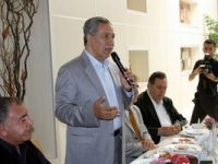 Bülent Arınç, “Bir davadan daha kurtulduk.”