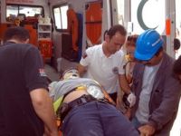 İskeleden düşen 4 işçi yaralandı