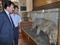 Dündar, Işıklar Askeri Hava Lisesi'ni ziyaret etti