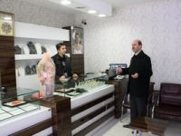 Başkan Bozkurt esnafı ziyaret etti