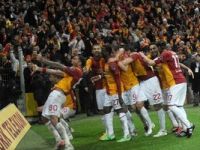 Galatasaraylı oyuncular: Derbiyi kazandık mutluyuz