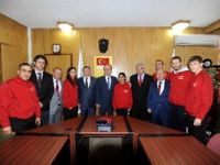 Spor Genel Müdürü Baykan, şampiyonları kabul etti.