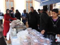 Fevziye Camii’nde 2 bin kişilik aşure dağıtıldı
