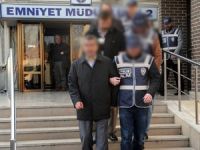 Polis, tapudaki rüşvet çetesini çökertti.