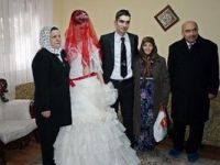 Gül Anneler Derneği, yetiştirme yurdundaki genç kızı evlendirdi