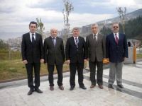 Atilla Gülsar, Yahya Kemal Beyatlı İlköğretim Okulu'nu ziyaret etti.