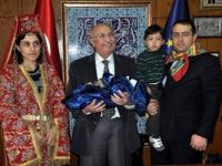 Domaniç güreşlerinin bebek ağasından belediyeye ziyaret