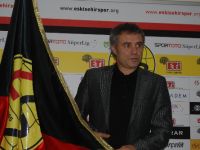 Ersun Yanal imzayı attı