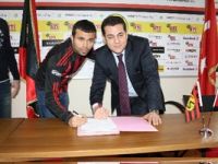 Eskişehirspor, Hürriyet Güçer'i kadrosuna kattı