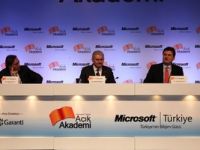 Microsoft, yazılımcıları Açık Akademi'ye bekliyor.
