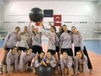 Voleybol'un yıldızları 2013’e hazırlanıyor