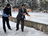 Karaman Belediyesi aç kalan kuşları unutmadı