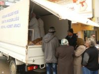 Keşan Belediyesi Mevlit Kandili nedeniyle lokma dağıttı