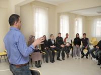 Belediyeden, evlilik hazırlığı yapan çiftlere seminer