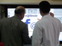 Öğrenciler, tablet bilgisayara çabuk uyum sağladı