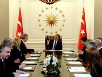 Ege Bölgesi Sanayi Odası yönetim kurulu heyeti Çankaya Köşkü’nde