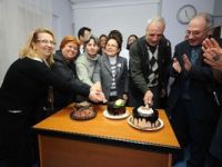 Sigarasız hayatı pastayla kutladılar