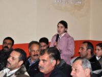 Tatvan'da polis ve vatandaş huzur günleri toplantısında buluşuyor