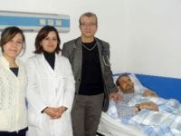 Bacağından alınan damarlarla tıkanan kalp damarı değiştirildi