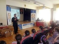 İlköğretim öğrencilerine bilinçli gıda tüketimi anlatılıyor