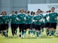 Bursaspor, yarı final için İstanbul’a gitti