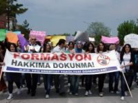 Formasyon isteyen DPÜ öğrencileri eylem yaptı