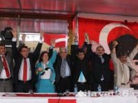 MHP Eskişehir  il başkanlığına Ayhan Sezer seçildi.