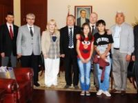 Kırgızistan Heyeti Vali Dr. Koçdemir İle Görüştü