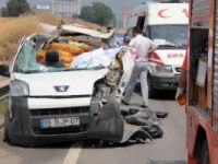 Kamyon aniden şerit değiştirdi, arkadan gelen araç sürücüsü öldü