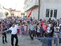 Başköy köy sakinleri maden ocağının kapatılmasını kutladı