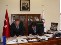 Macar heyetinden DPÜ Rektörü Karaaslan'a ziyaret