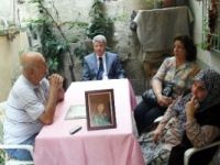 Gülsar, şehit öğretmenin ailesini ziyaret etti