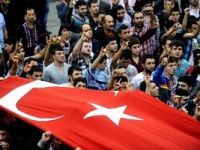 Vatandaşlar, BDP’lilerin provokasyonuna tepki gösterdi